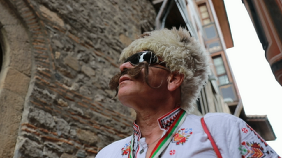 Професия: Фен с калпак