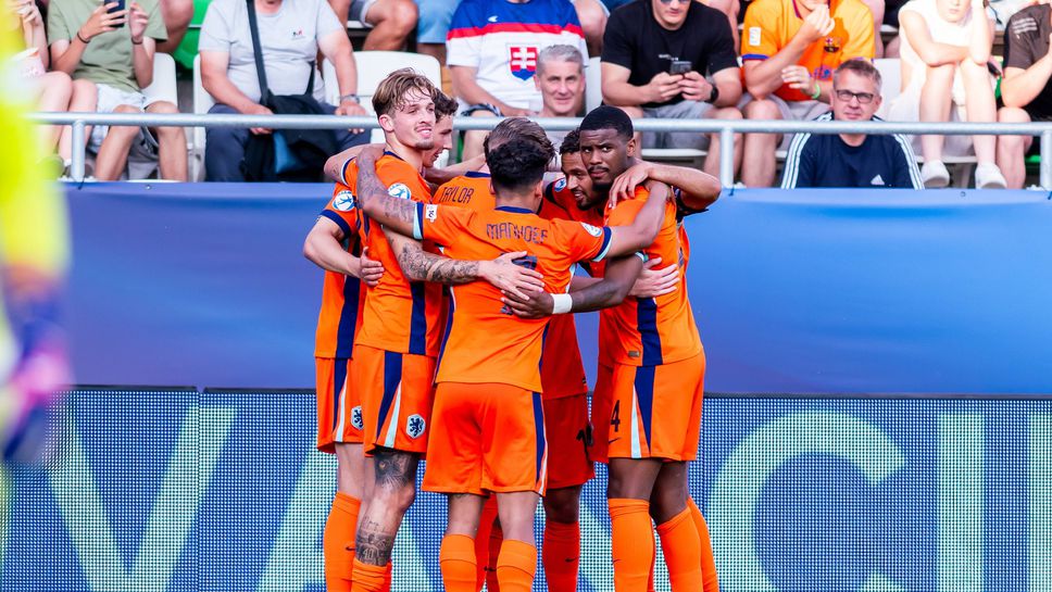 Нидерландия постигна изключително важна победа с 2 0 над Украйна в