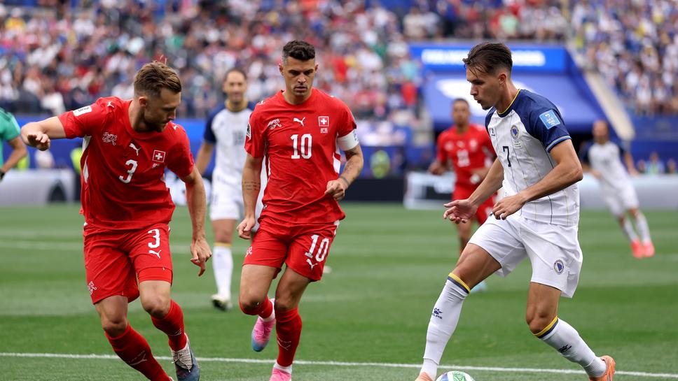 Швейцария 0:0 Босна и Херцеговина (гледайте тук)