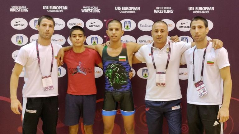 Сергей Стоев също е на финал в категория до 68