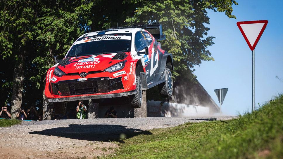 Сами Паяри е на две отсечки от първата си победа в WRC