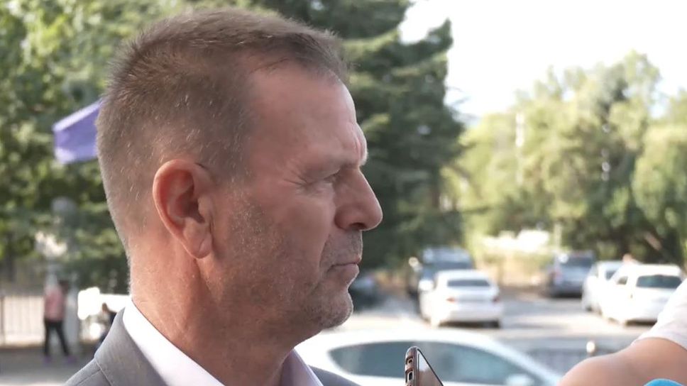 Стойчо: Преодолим отбор са, не трябва да съжаляваме, че ни вкараха от засада и не ни дадоха дузпа