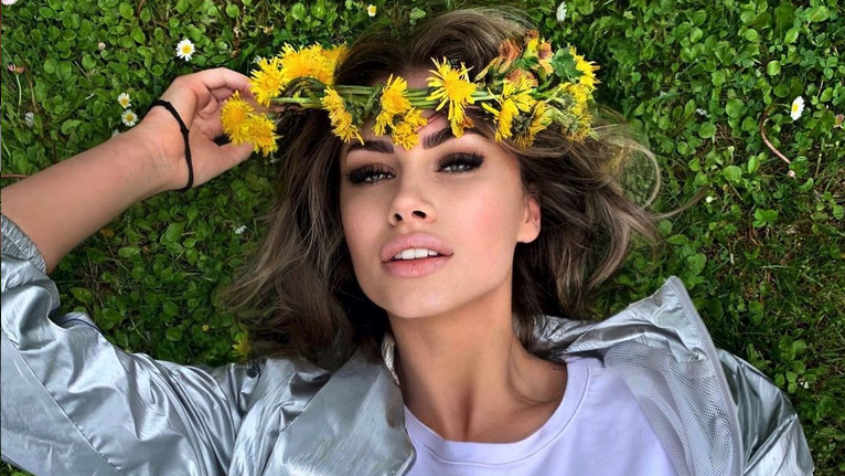 Още един волейболен национал заби актриса