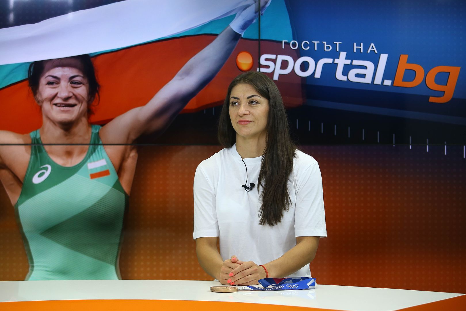"Гостът на Sportal.bg" с бронзовата медалистка в борбата от Токио 2020 Евелина Николова
