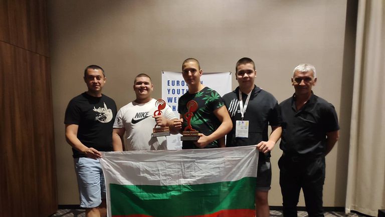 България спечели два отборни приза на Европейско първенство по вдигане