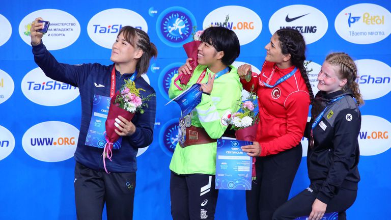Пълна доминация на японките в София – 5 титли от петте категории