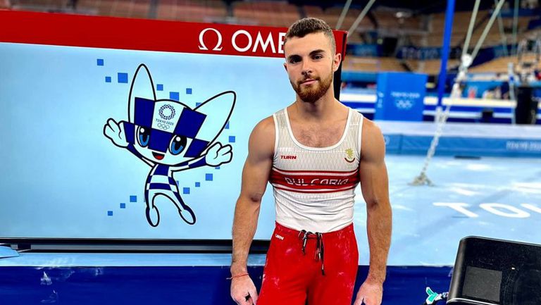 Българският гимнастик Дейвид Хъдълстоун поведе в класирането на мъжкия многобой
