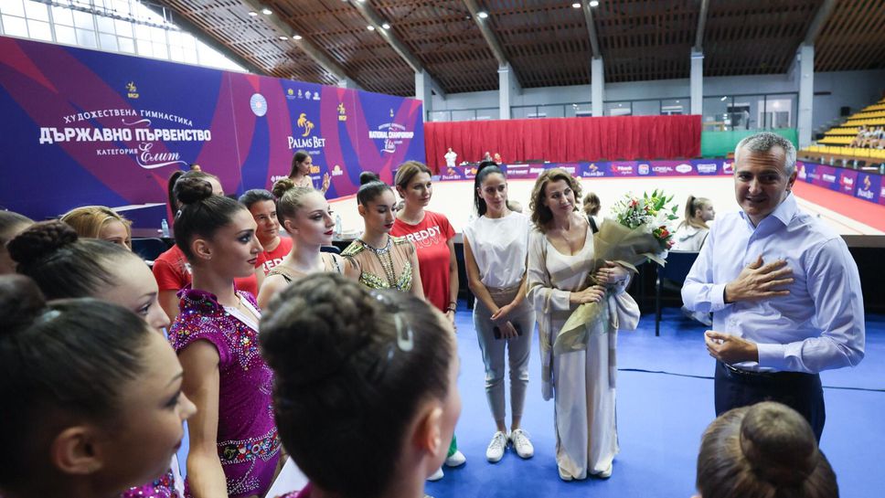 Илиев към националките: Изключителната Ви отдаденост и усилията са гарант, че първите места на Световното са запазени за Вас