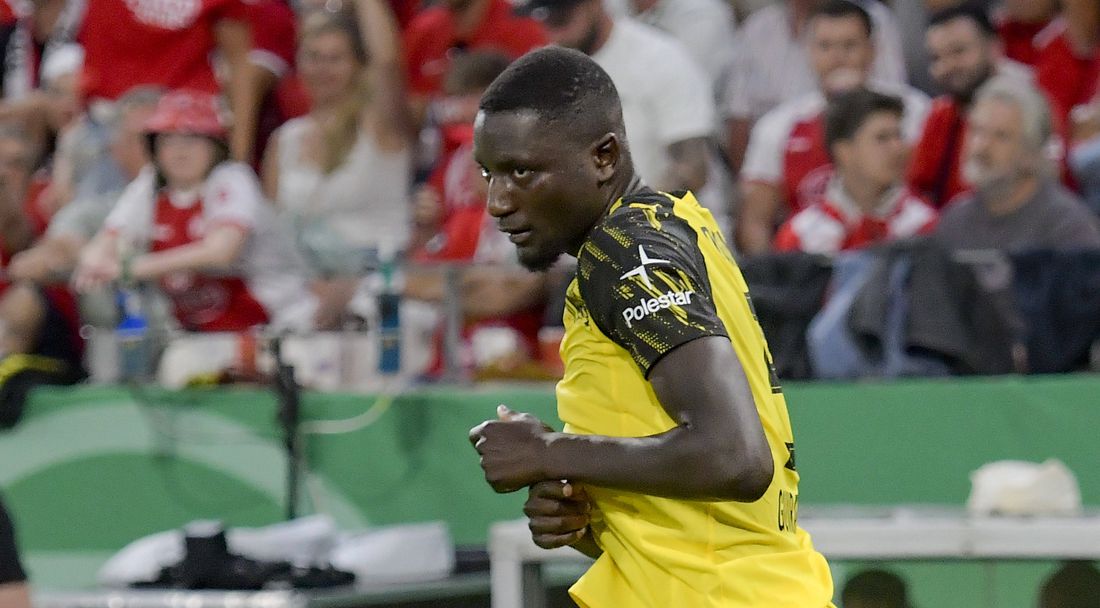 Борусия (Д) се помъчи срещу третодивизионен съперник, но Гираси спаси “жълто-черните” от позор