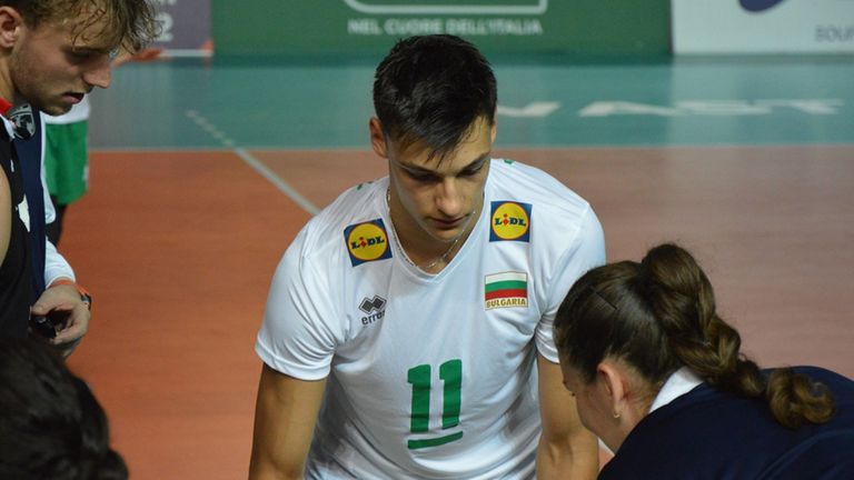 Националният отбор по волейбол на България за младежи до 20