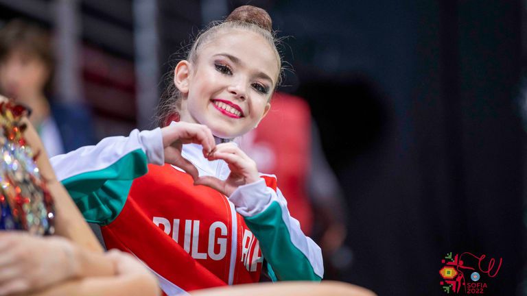 Младата българска гимнастичка Стилияна Николова даде интервю за предаването Арена