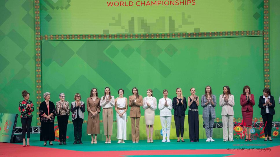 Илиана Раева награди първите олимпийски шампионки на България