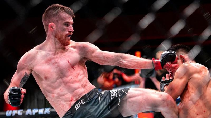 Кори Сандхаген с късна победа над Сонг Ядонг