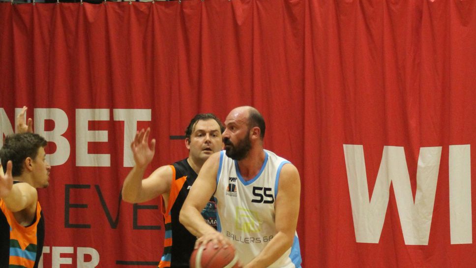 Болърс 68 развали дебюта на Армада в Трета дивизия