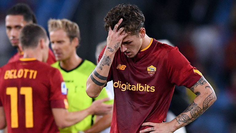 Рома поиска от УЕФА да намали наказанието на Дзаниоло, за да играе в решаващия мач с Лудогорец