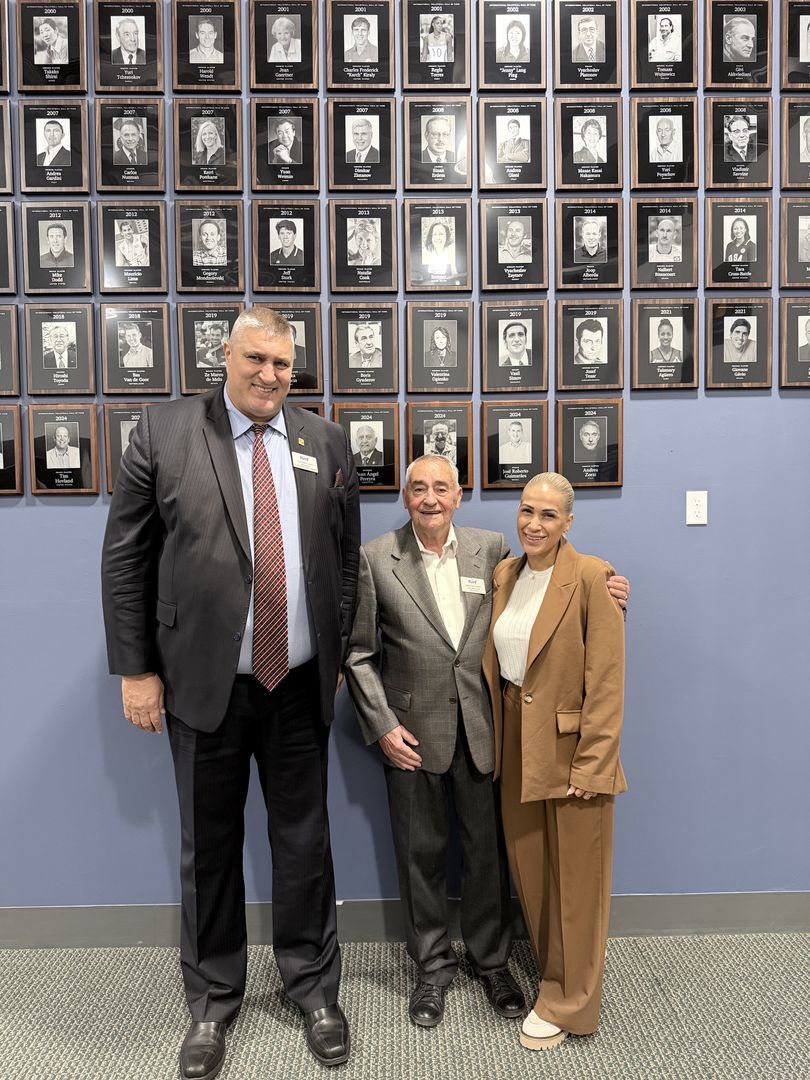 Димитър Каров с огромно признание от Залата на славата