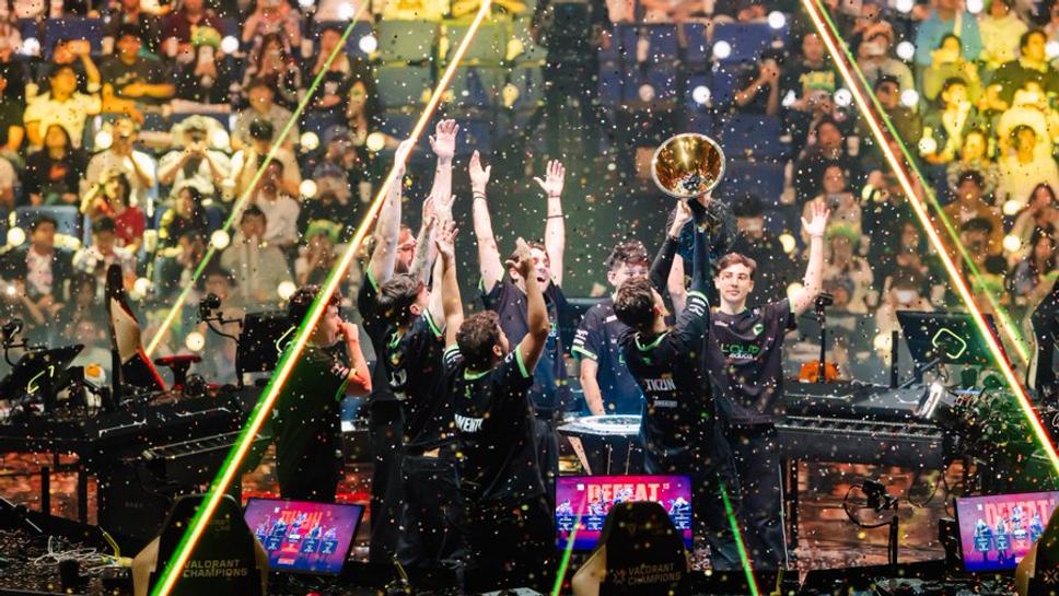 LOUD Esports влезе в историята с втора титла от VCT Champions