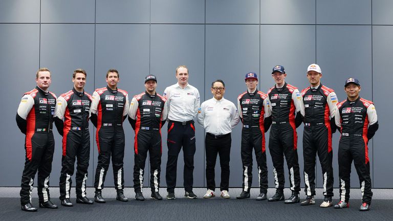 Тойота представи пилотите си в Световния рали шампионат WRC за