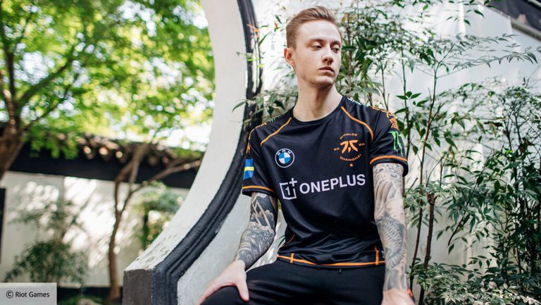 Мартин Rekkles Ларсон е на крачка от трансфер обратно в