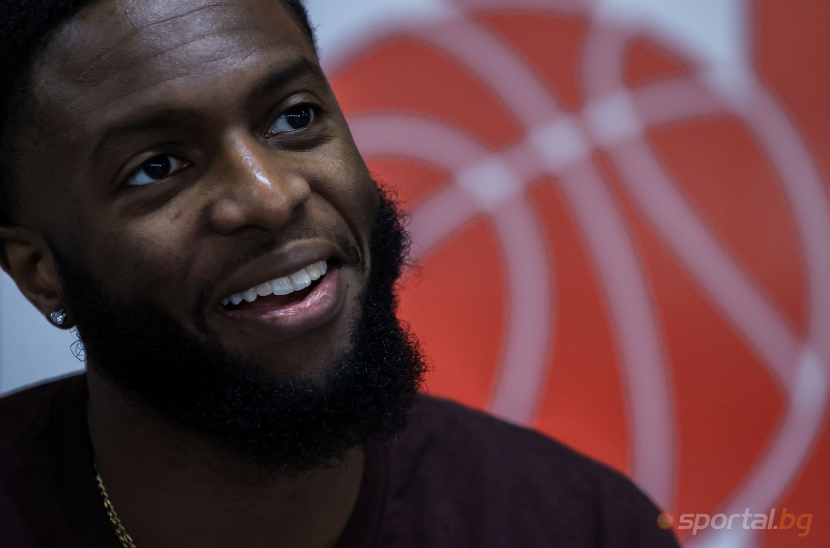  Интервю с Райли Оуенс 