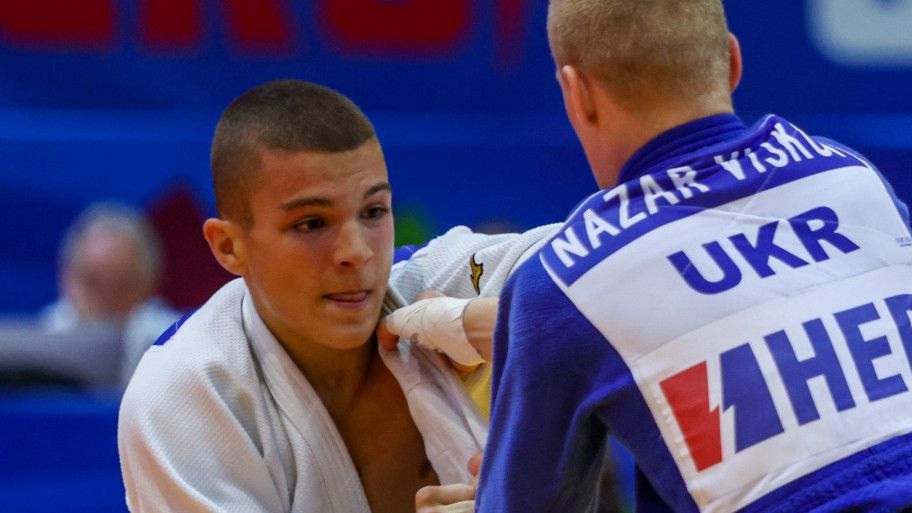 Кристиян Генов влиза в битка за медал от Европейска купа по джудо