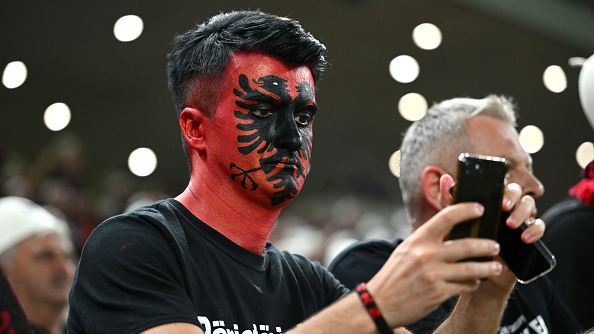 Албанците в екстаз след класирането на европейското първенство