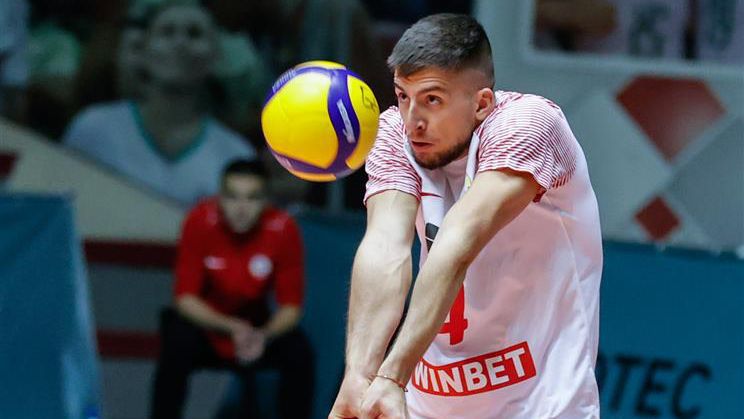 Волейболистът на ЦСКА Християн Великов ще продължи кариерата си чужбина По