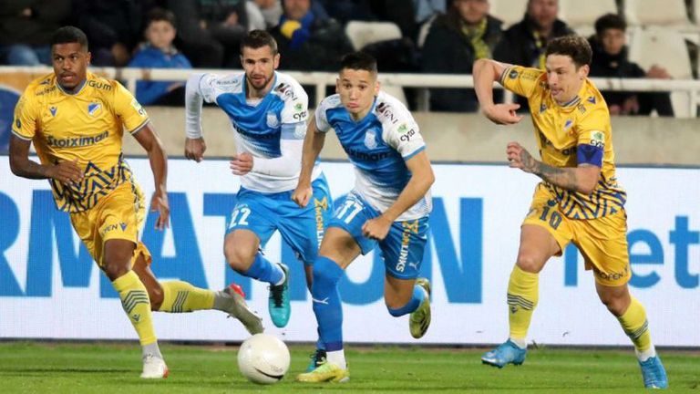  Илиан Илиев бе титуляр в дербито с АПОЕЛ 