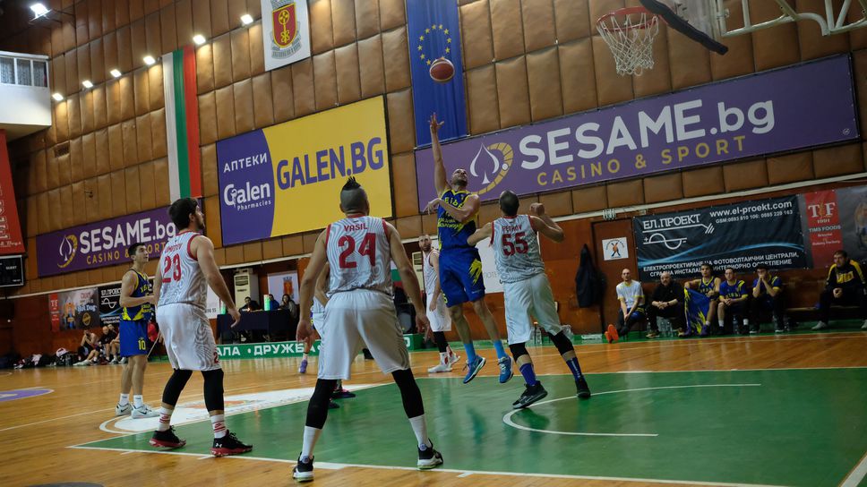 Хебър спечели дербито на Юг