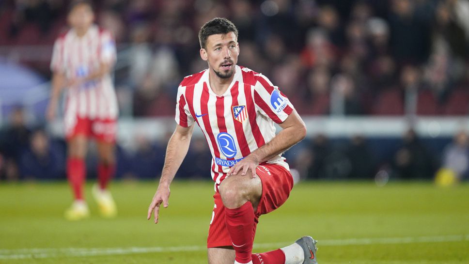 Опитният централен защитник на Атлетико МадридКлеман Лангле ще отсъства поне