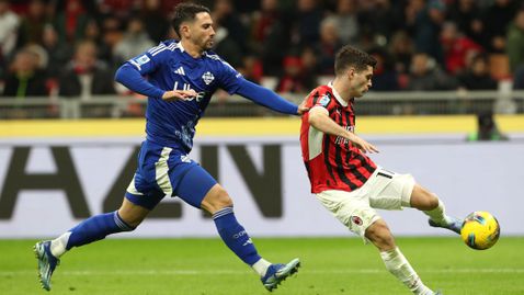  Комо приема Милан в завладяващ конфликт от Серия А 