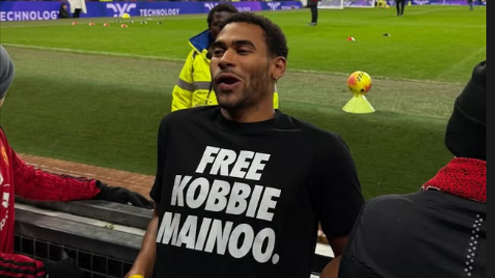 Бившият капитан на Манчестър Юнайтед Рой Кийн призова Коби Мейну