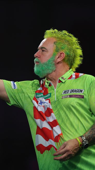 Световното по дартс подължава без големи изненади