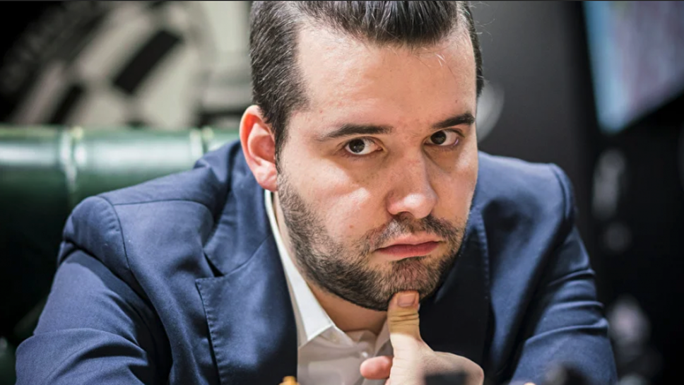 Мачът за световната титла по шахмат между Ян Непомнящи и Дин Лижън ще се проведе в Казахстан