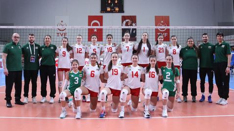  България победи Молдова в първия си мач от европейските квалификации по волейбол за девойки 