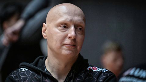 Иван Станев вече не е старши треньор на Нефтохимик