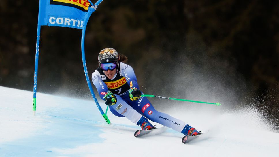 Бриньоне тотално прегази конкуренцията и триумфира в Кортина