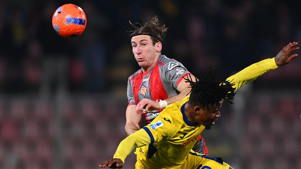 Кремонезе и Верона не впечатлиха с нищо и завършиха при