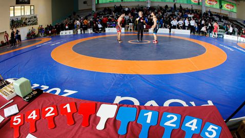  Мъжете и дамите откриват спортния календар в битката у нас 