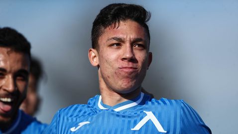  Филип Кръстев остава в Левски 