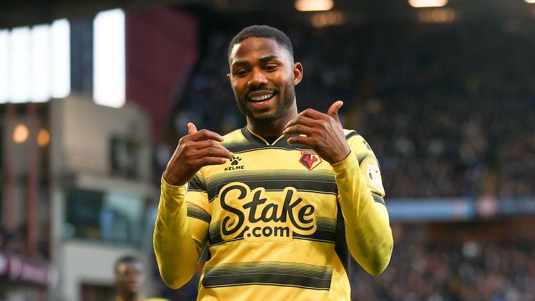  Уотфорд излъга Астън Вила за първа победа при Рой Ходжсън 