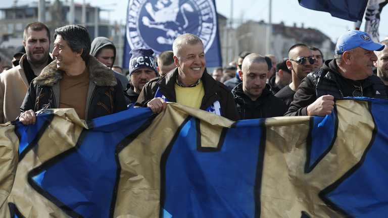  Ръководството на Левски поведе хиляди на шествието на 