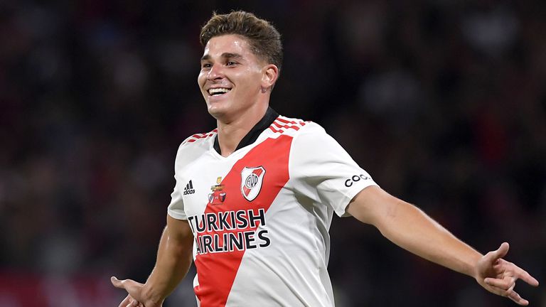  Пеп Гуардиола съпостави аржентински гений на Ман Сити с Джейми Варди 