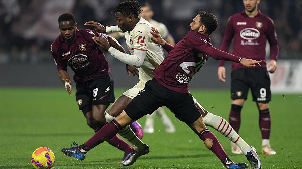 Милан се издъни срещу Салернитана