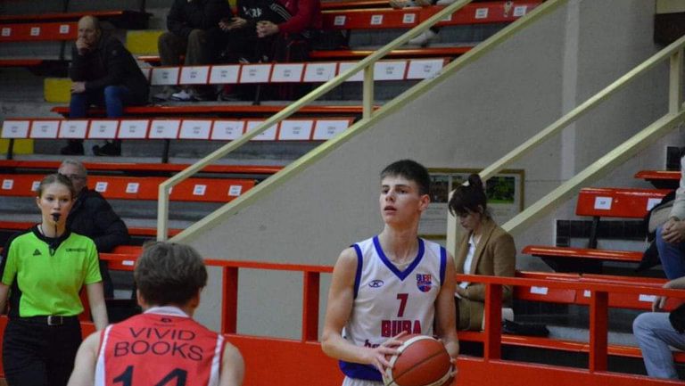 Тимът на БУБА Баскетбол за момчета до 16 годишна възраст завърши