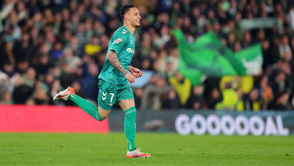 Антони, който впечатлява в Бетис, е щастлив в Испания