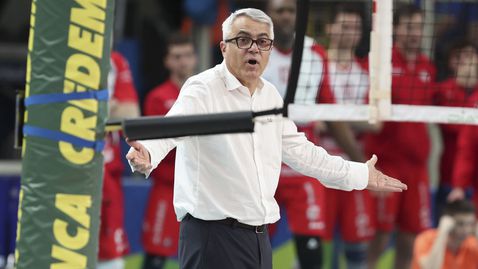 Пиаченца уволни Андреа Анастази