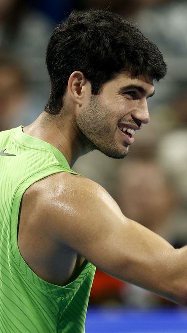 Алкарас е на 1/2-финал в Доха след обрат срещу Хачанов
