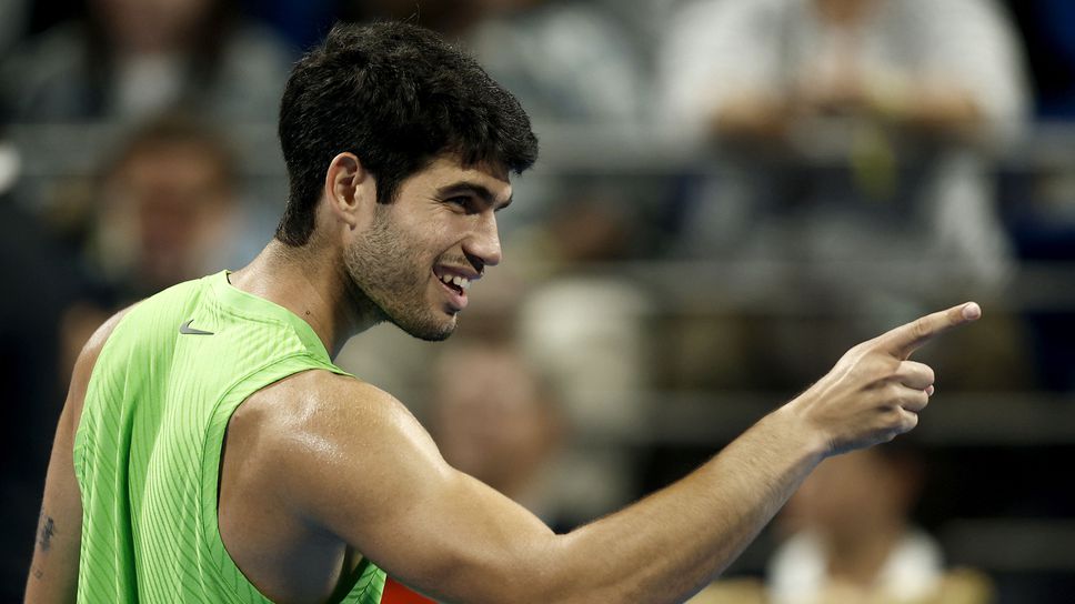 Водачът в схемата Карлос Алкарас Испания се класира за полуфиналите