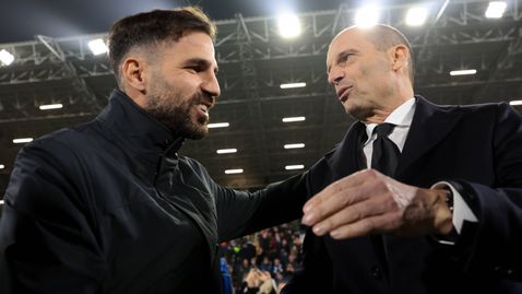  Скандал в съблекалните! Алегри скочи на Фабрегас: Ти си дете и глупак! 